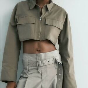 Zara Women's Utility Cropped Jacket in Tan